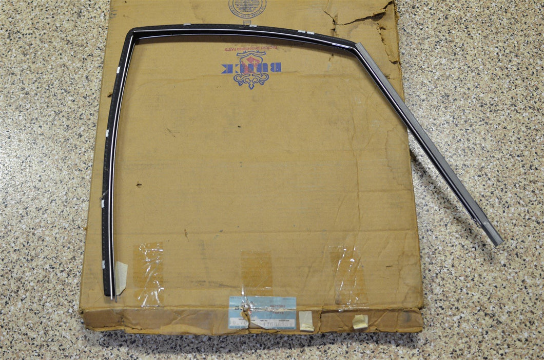 59 1959 Pontiac Oldsmobile Buick Front Door Glass Run Channel GM 4760685 NOS