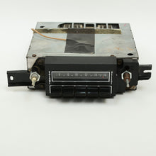 Load image into Gallery viewer, 74 1974 Pontiac LeMans AM Radio GM 7935002 Delco 42APB1