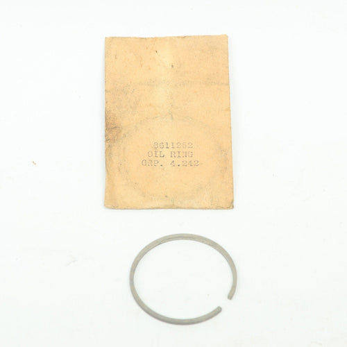 48-49 Buick Olds...Hydramatic Transmission Rear Servo Piston Ring GM 8611252 NOS