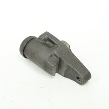 Load image into Gallery viewer, 54-55 Chevy Commercial Trucks Control Shaft Cylinder 3696180 172-2209 NOS