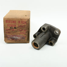 Load image into Gallery viewer, 35-36 Chevy Master EA FA Pitman Shaft Housing w/ Bushing 262668 GM 262667 NOS