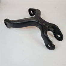 Load image into Gallery viewer, 49-52 Pontiac Torpedo Chieftain Streamliner... Upper Control Arm GM 511598 NOS