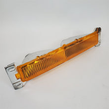 Load image into Gallery viewer, 86-88 Buick Riviera 88 Reatta LH Driver Turn Signal Parking Lamp GM 5974767 NOS