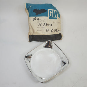 71 1971 Pontiac Bonneville Catalina... LH Outer Headlight Bezel GM 480720 NOS