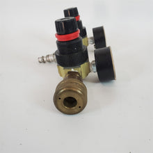 Load image into Gallery viewer, Air Pressure Manifold C.A. Norgren 11 Bar/160 PSI Gauges &amp; R07-200-RGKA Valves