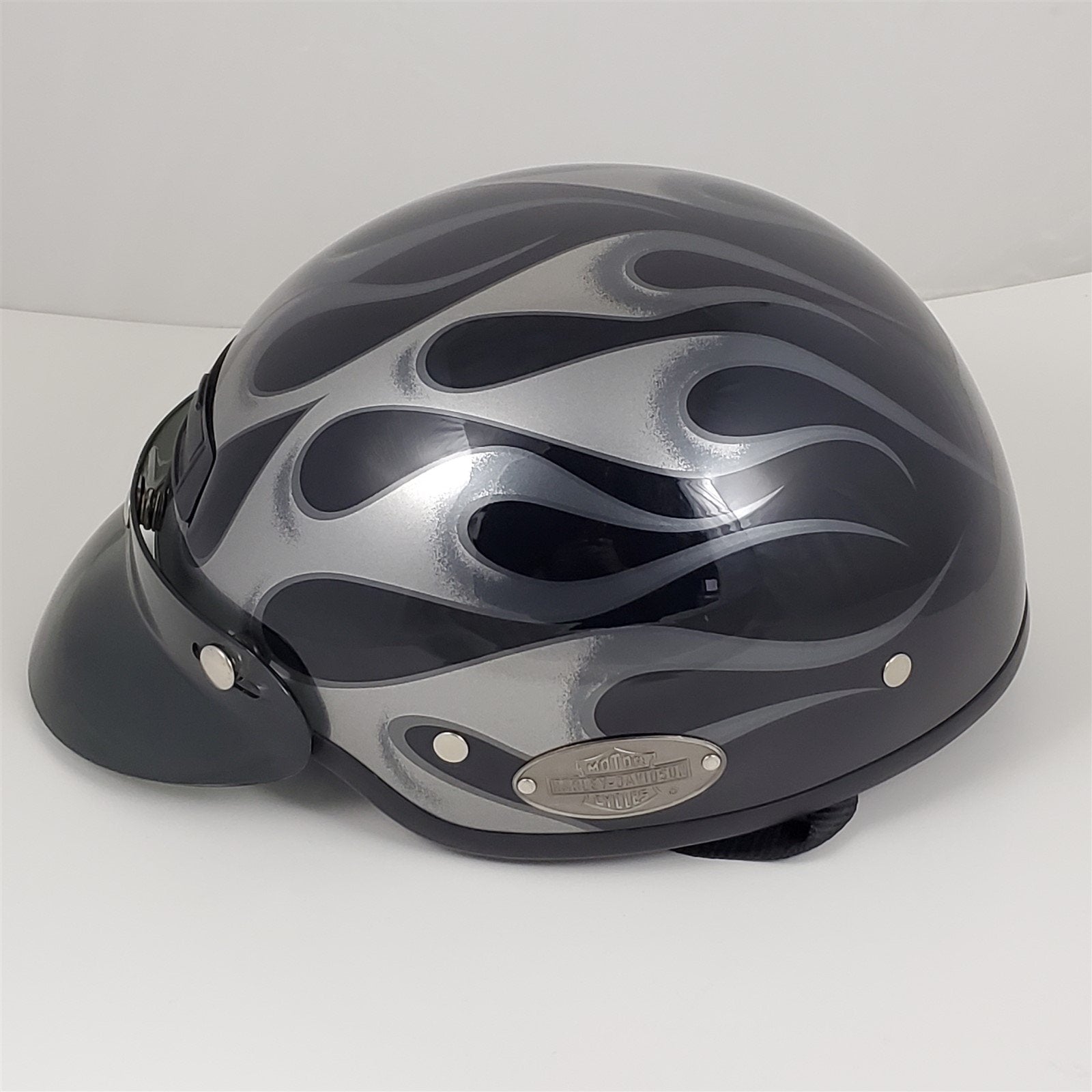 Harley Davidson Motorcycle Half Helmet DJ HD Black Silver Flames Size – Vegas Classic Parts Harley Davidson Motorcycle Half Helmet DJ HD Black Silver Flames Size – Vegas Classic Parts