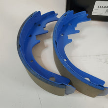 Load image into Gallery viewer, Premium Drum Brake Shoes Set Centric Ctek 111.04810