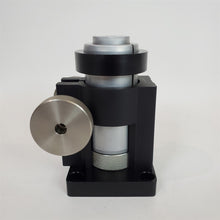 Load image into Gallery viewer, Elevating Fine Positioning Z-Axis Optical Post Mount Newport NRC Model 384