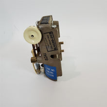 Load image into Gallery viewer, Johnson Controls Industrial Reverse Acting Humidistat H-4100-203 H4100203 NOS