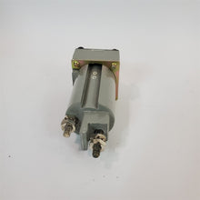 Load image into Gallery viewer, Military Qualified Panel-Mount F60 F07 &amp; F09 Fuse Holder 30A 190-500V FHL12U NOS