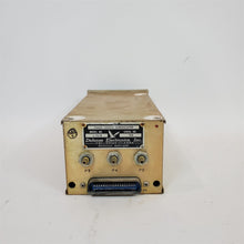 Load image into Gallery viewer, VTG Rare Demodulator AM/Phased-Locked FM L-711-B Defense Electronics for TR-711