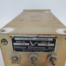 Load image into Gallery viewer, VTG Rare Demodulator AM/Phased-Locked FM L-711-B Defense Electronics for TR-711