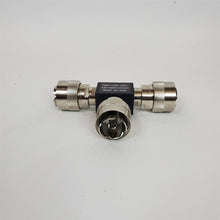Load image into Gallery viewer, NOS Inmet 6006 Power Divider Tee Locking GR874 RF Connectors 7-9 GHz 50 Ohms