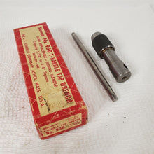 Load image into Gallery viewer, Starrett 93B T-Handle Tap Wrench Sliding Handle in Original Box Machinist Tool