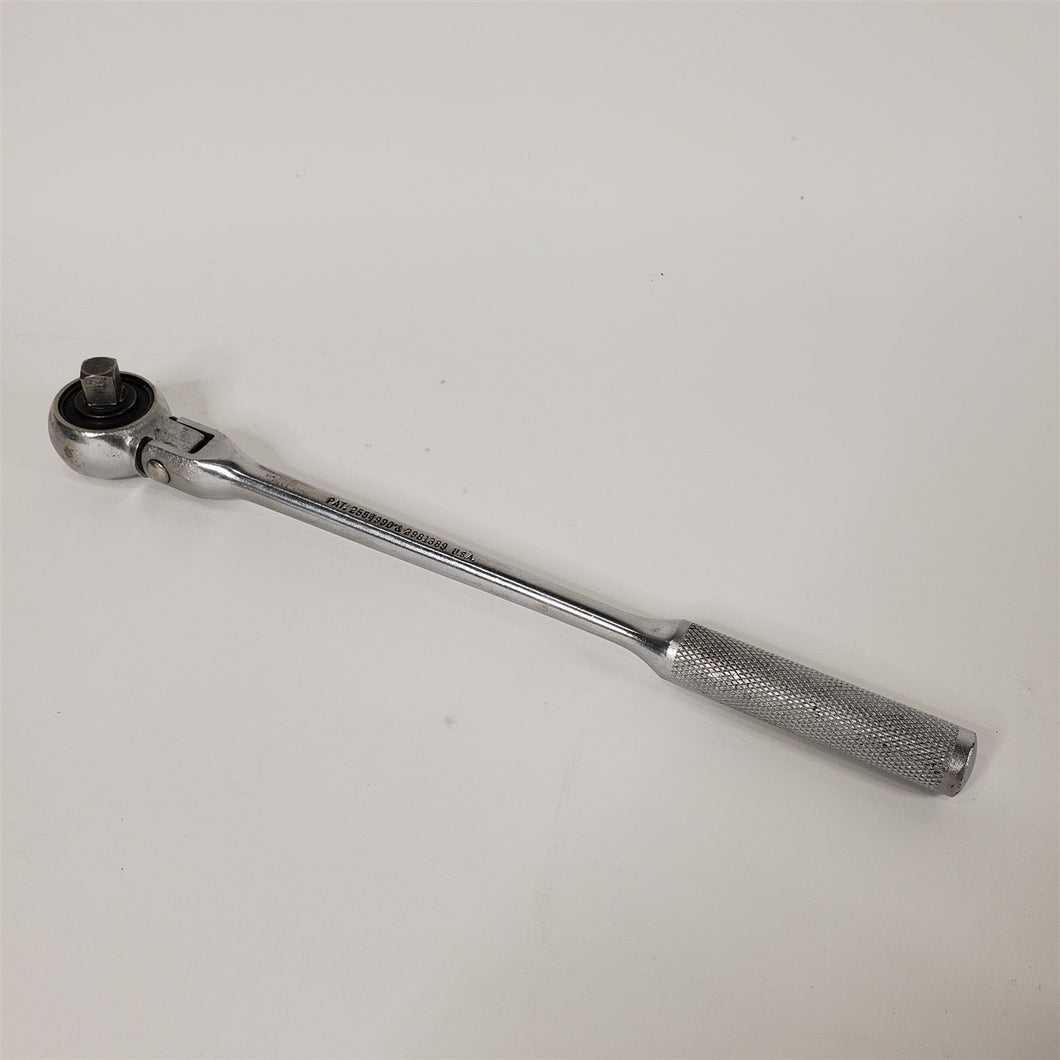Vintage Champion Plug-Master Swivel Head Flex-Head Ratchet CT-405 3/8
