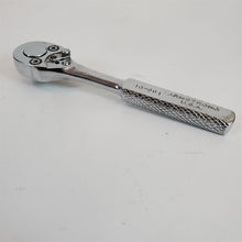Load image into Gallery viewer, Vintage Armstrong Ratchet 10-901 1/4&quot; Drive