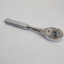 Load image into Gallery viewer, Vintage Armstrong Ratchet 10-901 1/4&quot; Drive