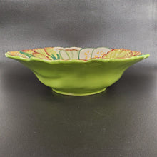 Load image into Gallery viewer, temp-tations FIGURAL VEGETABLE 5 piece set Serving Bowl &amp; 4 salad bowls