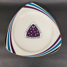 Load image into Gallery viewer, Star Trek Deep Space 9 Bajor Sector Collectible Plate &amp; Saucer Pfaltzgraff 1993