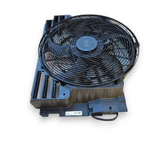 Load image into Gallery viewer, 00-07 BMW X5 A/C Condenser Radiator Fan w/Housing Behr Hella 8EW 351 040-661 NOS