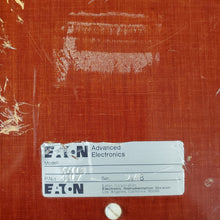 Load image into Gallery viewer, Vtg UltraRare E-Field Generating Parallel Element Antenna Eaton 96003 Emco 3107
