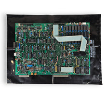 Load image into Gallery viewer, Vintage 1982 Original TRS-80 Model III CPU Module Motherboard 8709132-G 48KB