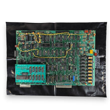Load image into Gallery viewer, Vtg 1984 TRS-80 Model 4 Motherboard 8709296 Rev C w/ Graphic R 8709397 128KB