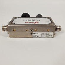 Load image into Gallery viewer, Dual Ferrite Isolator 450-470 MHz Sinclair I3210T