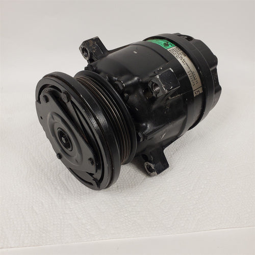 NOS A/C Air Conditioning Compressor GM / Harrison SAE J639 1131575