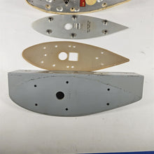 Load image into Gallery viewer, Vintage 1961 Original VHF Aircraft Fin Antenna 116-152 MHz Collins 37R-2