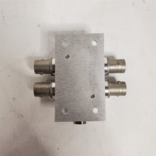 Load image into Gallery viewer, Mini-Circuits 4-way Power Splitter ZFSC-4-1 1-1000 MHz
