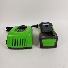 Load image into Gallery viewer, Greenworks 40V Lithium Ion Battery Charger 29482 &amp; G-Max 4.0Ah Battery 29472