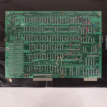 Load image into Gallery viewer, Vintage Rare 1983 Original TRS-80 Model 4 Motherboard 8709296 Rev N/C 64KB