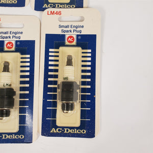 LOT of 8 AC LM46 Small Engine Spark Plugs-Conventional Carded ACDelco LM46