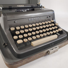 Load image into Gallery viewer, Vintage 1955 Portable Typewriter Royal Quiet De Luxe Model AC SN 3096134 Works