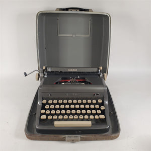 Vintage 1955 Portable Typewriter Royal Quiet De Luxe Model AC SN 3096134 Works