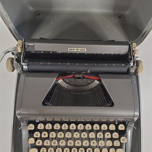Vintage 1955 Portable Typewriter Royal Quiet De Luxe Model AC SN 3096134 Works