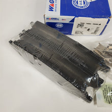 Load image into Gallery viewer, 03-11 Ford Lincoln Mercury Disc Brake Pad Set-QuickStop Wagner ZD931