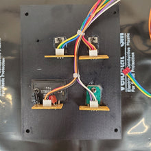 Load image into Gallery viewer, Transistors &amp; Heatsink for Tascam DA-88 Digital Recorder STR9005 B686 D313 B507