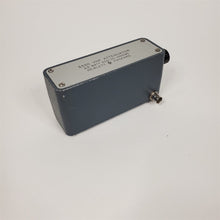 Load image into Gallery viewer, Agilent HP Keysight 355C 0.5 Watt 50 Ohms DC to 1000 MHz Coaxial VHF Attenuator