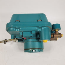 Load image into Gallery viewer, Honeywell Electro-Pneumatic Valve Positioner 870020-012-11-13-01-00-00 NOS