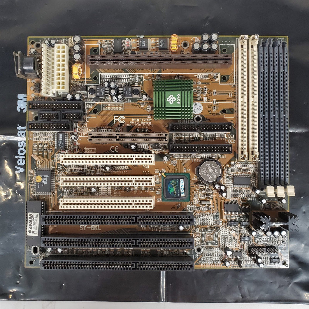 Vintage 1998 Slot 1 Computer Motherboard SIMM72 SOYO SY-6KL w/Manual & Driver CD