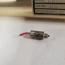 Load image into Gallery viewer, Rare 1977 Original Dual Brewster Laser w/ Power Supply Hughes 3184H