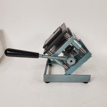 Load image into Gallery viewer, 7/8&quot; 22mm Square Punch Die Cutter for Graphic Badge | Button Maker | Photo Paper