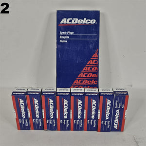 Vintage R46SZ AC Delco Spark Plugs LOT of 8 GM 5613882