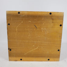 Load image into Gallery viewer, Vtg USN General Radio 722-MD Precision Capacitor 105 pf 1050 pf Excellent w/Case