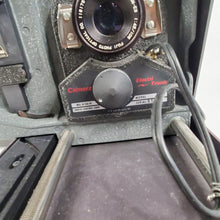 Load image into Gallery viewer, Vintage Camerz Classic Electri-Tronic Twin Lens Camera w/ Film Magazine