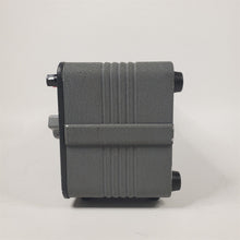 Load image into Gallery viewer, Vtg Decade Voltage Divider 4-Dial 0.0001 to 1.0000 V. General Radio 1454-A #2