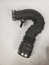 Load image into Gallery viewer, 05-09 Ford Mustang V6 4.0L Intake Air Box Filter Housing Low Mileage Take-Off