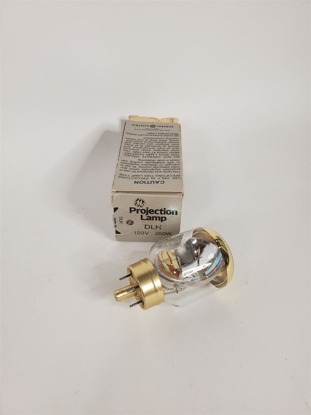 GE DLH Projection Projector Lamp Bulb 120V 250W NOS